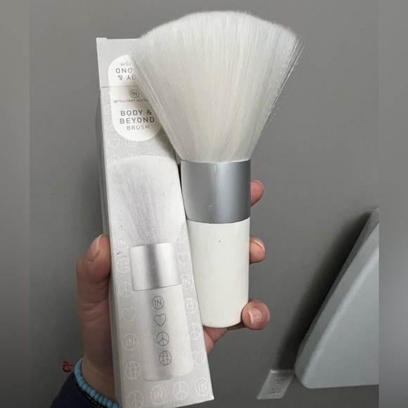 Intelligent Nutrients IN Body & Beyond Brush Brand New - Picture 7 of 7